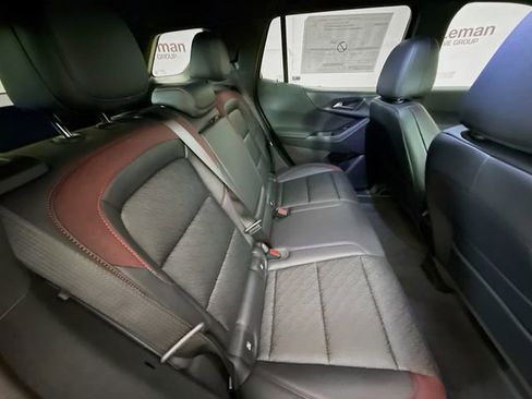 New 2026 Chevrolet Equinox RS w/ Convenience Package III FWD image 29