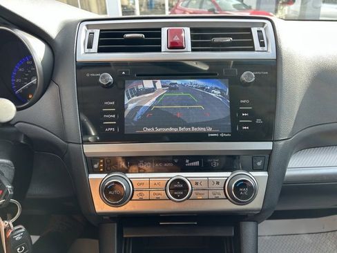 Used 2017 Subaru Outback 2.5i Premium image 45