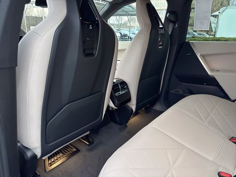 Used 2026 BMW iX xDrive45 image 29