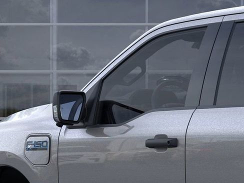 New 2025 Ford F150 Lightning XLT image 20