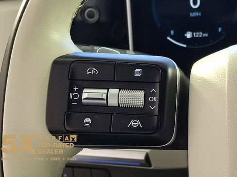 Certified 2025 Hyundai Santa Fe Calligraphy image 27