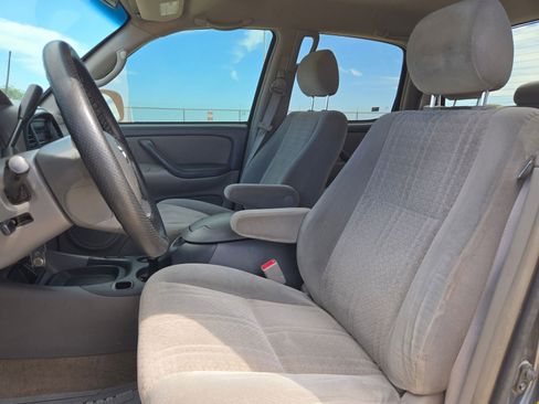 Used 2005 Toyota Tundra SR5 AWD/4WD image 9