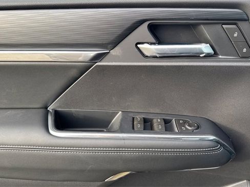 New 2026 GMC Acadia Elevation image 11