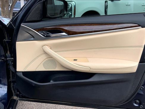 Used 2018 BMW 530i image 23