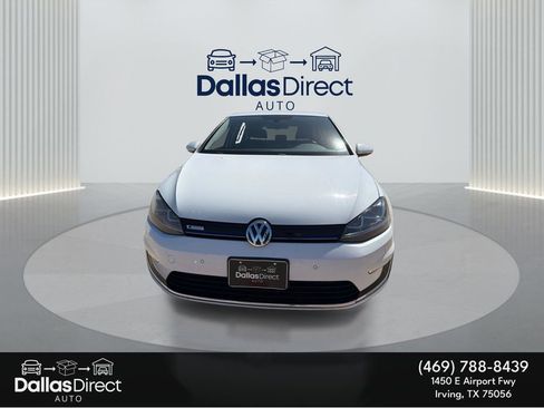 Used 2015 Volkswagen e-Golf SEL Premium image 3