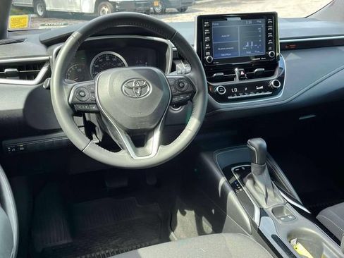 Used 2020 Toyota Corolla SE w/ SE Preferred Package FWD image 14