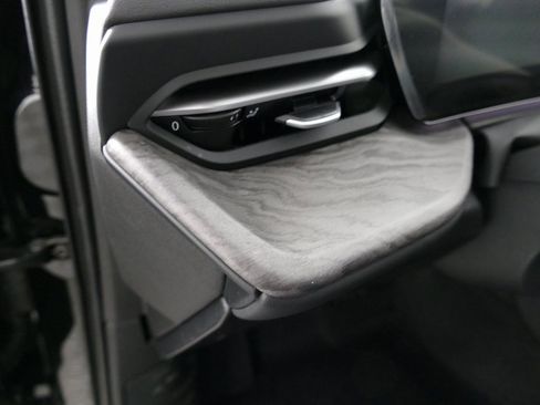 New 2025 Audi Q5 Premium Plus image 15