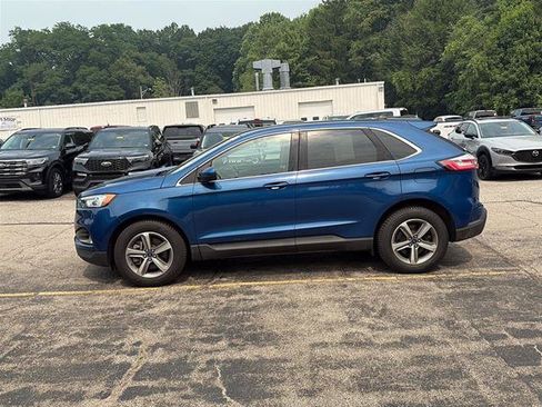 Certified 2021 Ford Edge SEL w/ Convenience Package AWD/4WD image 2