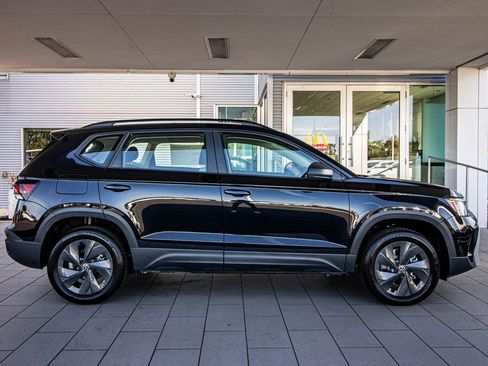 New 2026 Volkswagen Taos S image 18