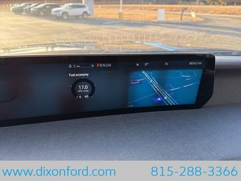 Used 2025 Ford Expedition Active image 18