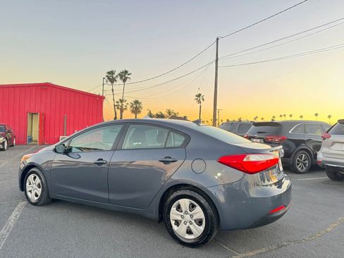Used 2015 Kia Forte LX w/ Popular Package image 6