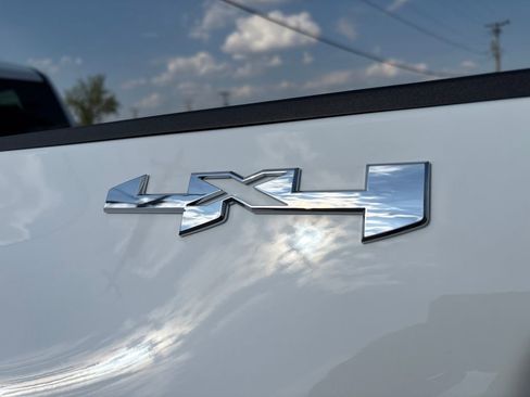 New 2026 GMC Sierra 3500 SLE AWD/4WD image 10