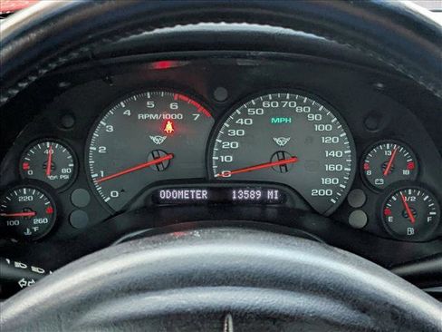 Used 1999 Chevrolet Corvette Convertible w/ Memory Pkg image 3