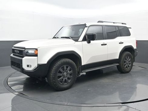 Used 2025 Toyota Land Cruiser w/ Premium Package image 8