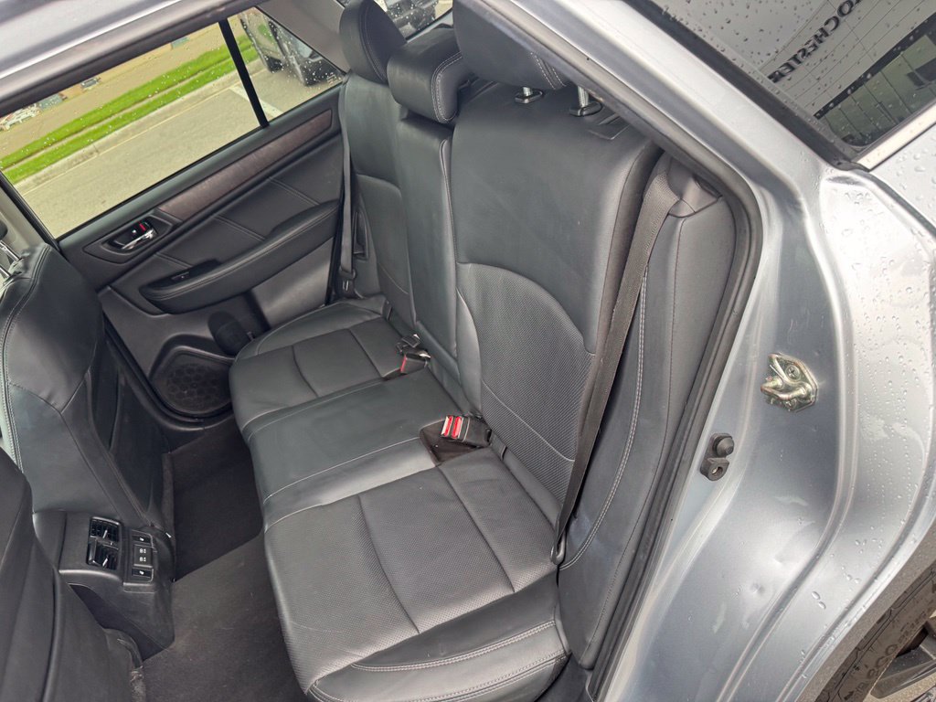 Used 2019 Subaru Outback 2.5i Limited w/ Popular Package #2 AWD/4WD image 9