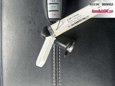 Used 2024 Nissan Altima 2.5 SV image 24