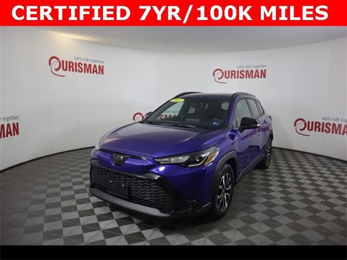 Used 2025 Toyota Corolla Cross AWD Hybrid w/ Moonroof Package image 2