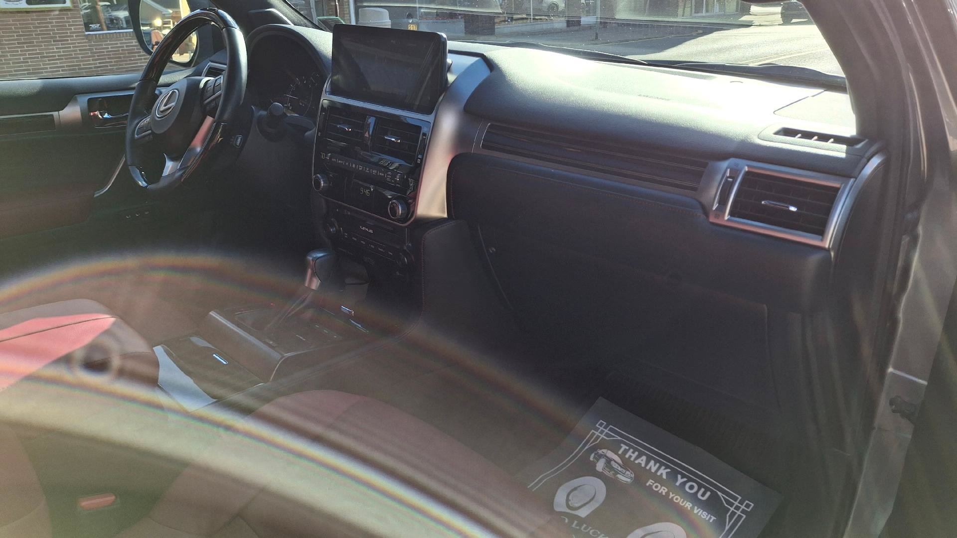 Used 2023 Lexus GX 460 Premium w/ Premium Plus Package AWD/4WD image 16