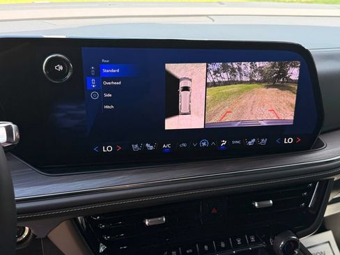 New 2025 Chevrolet Suburban Premier RWD image 22