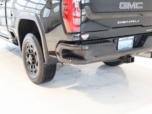 Certified 2024 GMC Sierra 3500 Denali Ultimate image 34