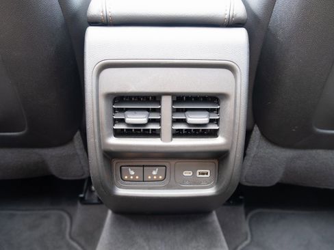 Used 2023 Cadillac XT4 Sport image 19