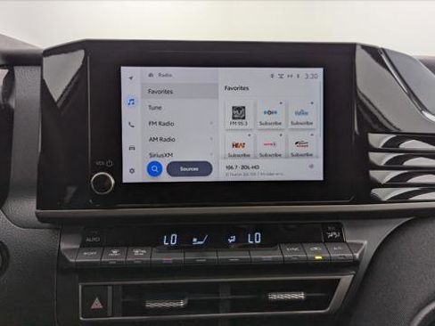 Used 2025 Toyota Camry LE image 29