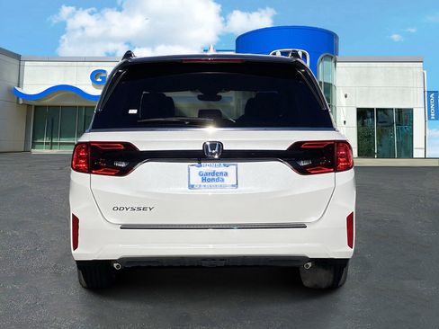 New 2026 Honda Odyssey EX-L image 5