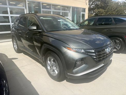 Used 2023 Hyundai Tucson SEL FWD image 3