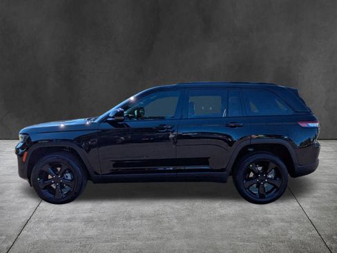 New 2025 Jeep Grand Cherokee Limited w/ Luxury Tech Group II image 6