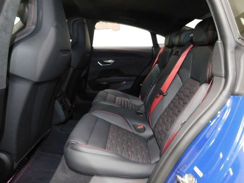 Used 2022 Audi RS e-tron GT AWD/4WD image 78