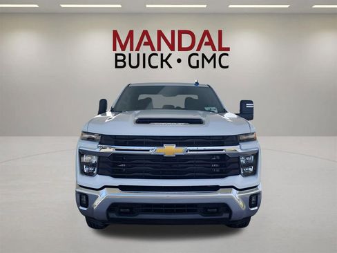 Used 2025 Chevrolet Silverado 2500 LT w/ Convenience Package AWD/4WD image 3