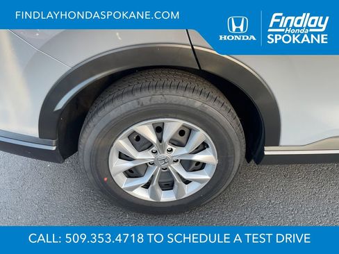 Used 2025 Honda CR-V LX image 5