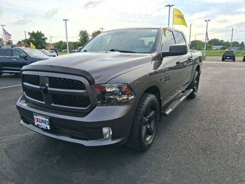 Used 2019 RAM 1500 Express w/ Wheel & Sound Group AWD/4WD image 6