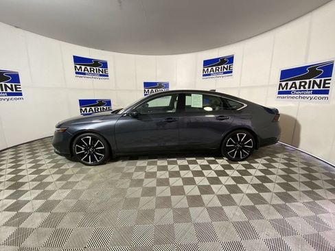 Used 2025 Honda Accord Touring image 10