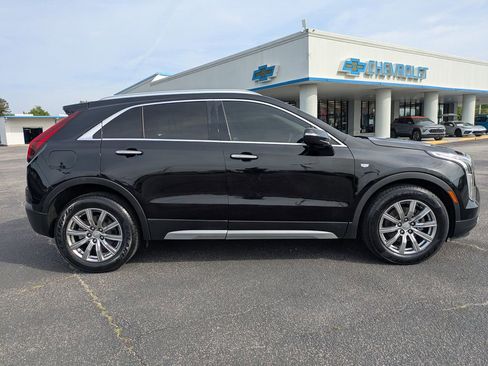 Used 2021 Cadillac XT4 Premium Luxury w/ Driver Awareness Package FWD image 5