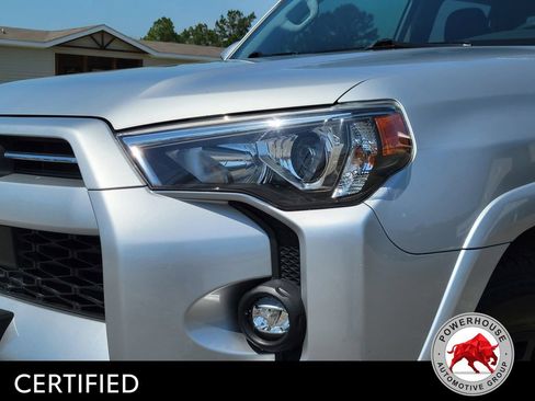 Used 2023 Toyota 4Runner SR5 AWD/4WD image 11