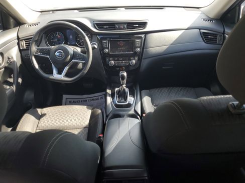 Used 2019 Nissan Rogue SV image 15