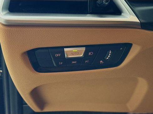 New 2026 BMW 330i xDrive Sedan w/ Premium Package image 10