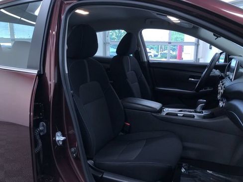 Used 2025 Nissan Sentra SV FWD image 22