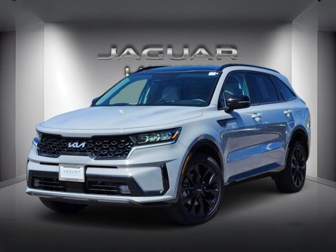 Used 2023 Kia Sorento SX AWD/4WD image 1