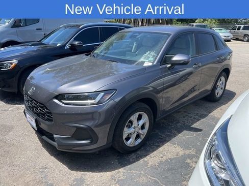 Used 2025 Honda HR-V LX image 3