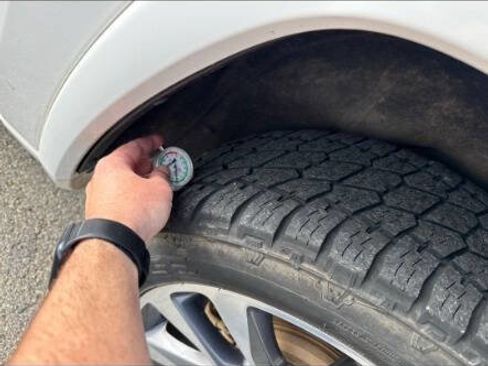 Used 2017 Jeep Grand Cherokee Overland AWD/4WD image 14