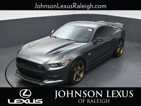 Used 2016 Ford Mustang GT Premium w/ Equipment Group 401A RWD image 22