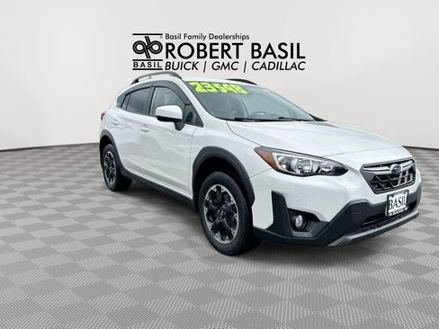 Used 2021 Subaru Crosstrek 2.0i Premium AWD/4WD image 2