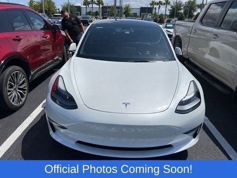 Used 2023 Tesla Model 3 Standard Range RWD image 3