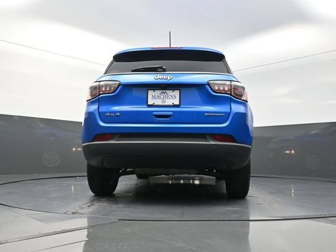 Used 2019 Jeep Compass Sport AWD/4WD image 28