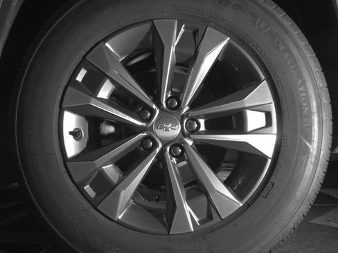 Used 2025 Chevrolet Equinox LT image 14