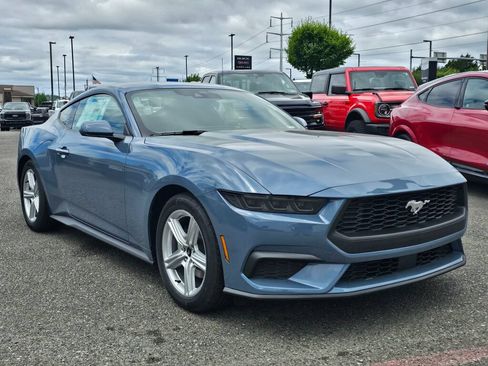 New 2026 Ford Mustang Coupe RWD image 5