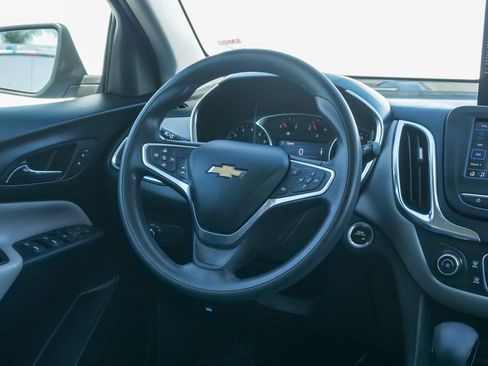 Used 2022 Chevrolet Equinox LT w/ LPO, Floor Liner Package FWD image 14