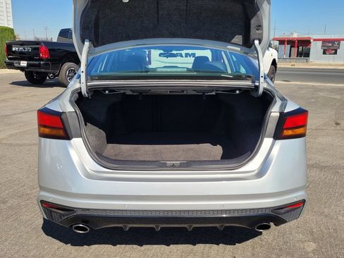 Used 2024 Nissan Altima 2.5 SR image 27